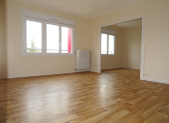 A LOUER - APPARTEMENT T3 BIS - CHARNY